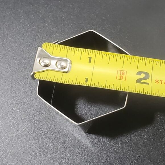 Ateco Cutters 6 Piece Set Hexagon #5251  1 5/8" to 3 1/4" in storage tin - Picture 5 of 6